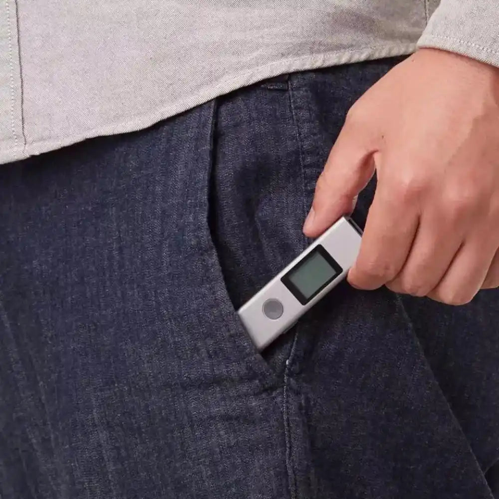 Komax - Laser Distance Measure